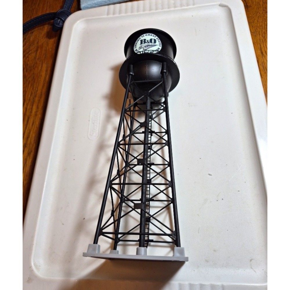 Korber Models HO 1:87 Plastic Industrial Water Tower Black/Gray Painted